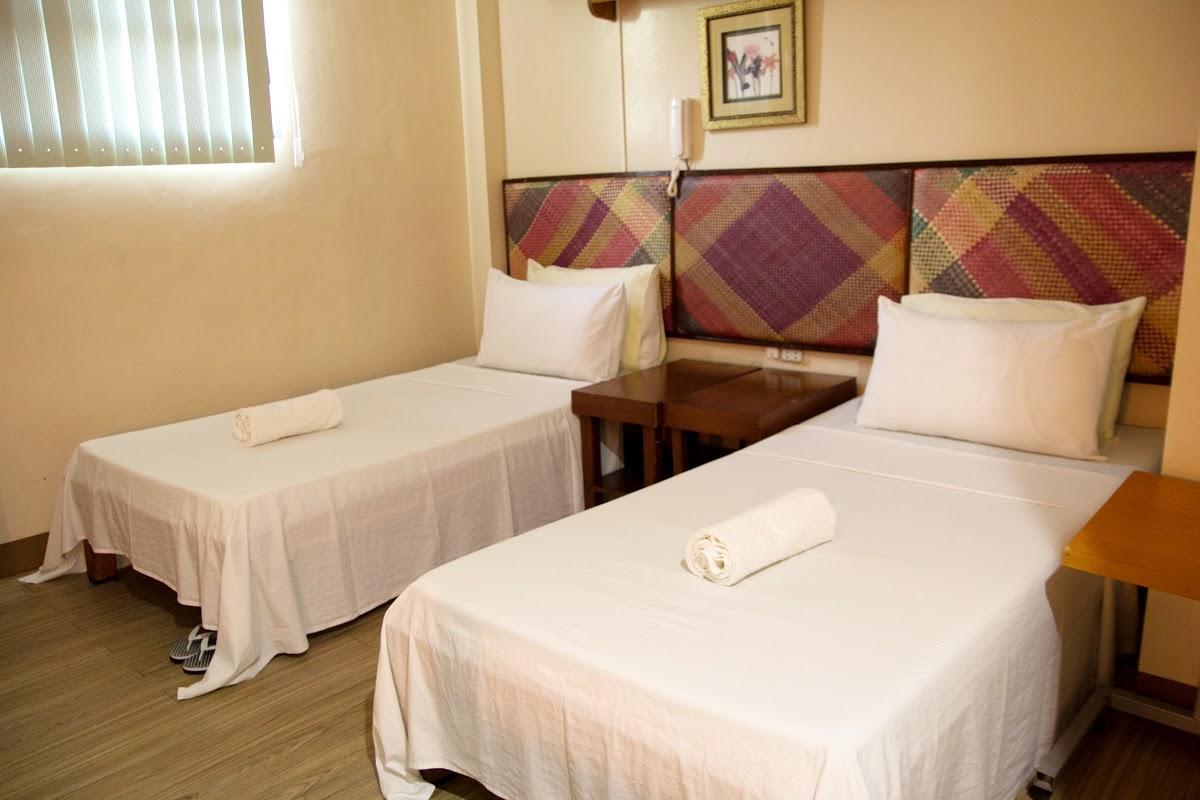 Hotel Bahay Ni Tuding - House Of Tuding Davao Zewnętrze zdjęcie
