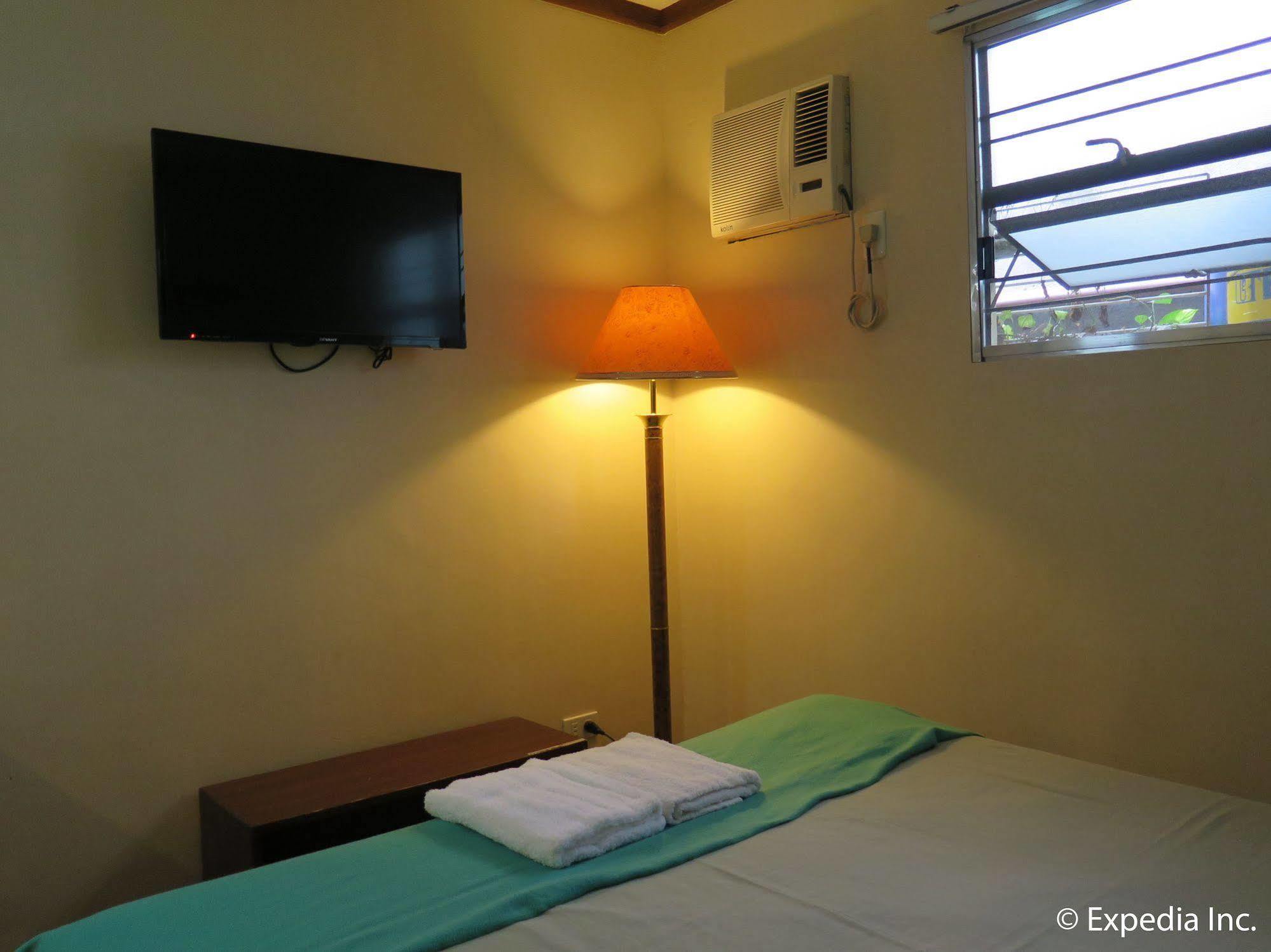 Hotel Bahay Ni Tuding - House Of Tuding Davao Zewnętrze zdjęcie